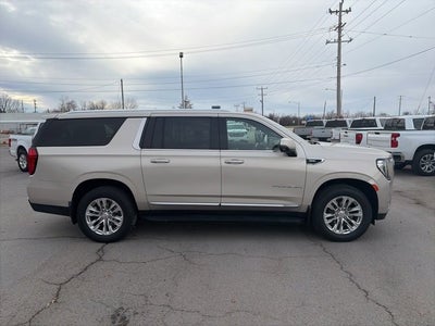 2021 GMC Yukon XL SLT