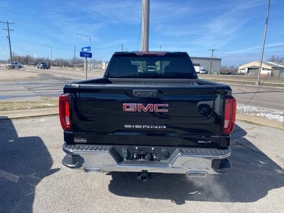 2022 GMC Sierra 1500 SLT