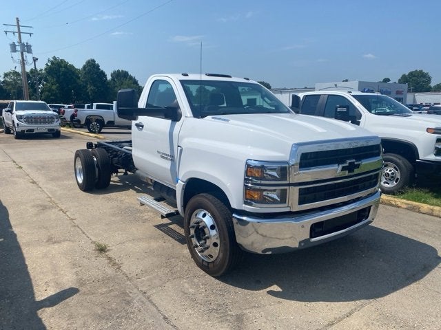 2024 Chevrolet Silverado 5500 HD Work Truck