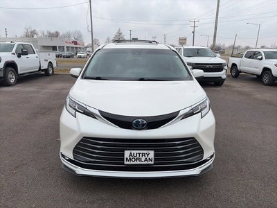 2021 Toyota Sienna Limited