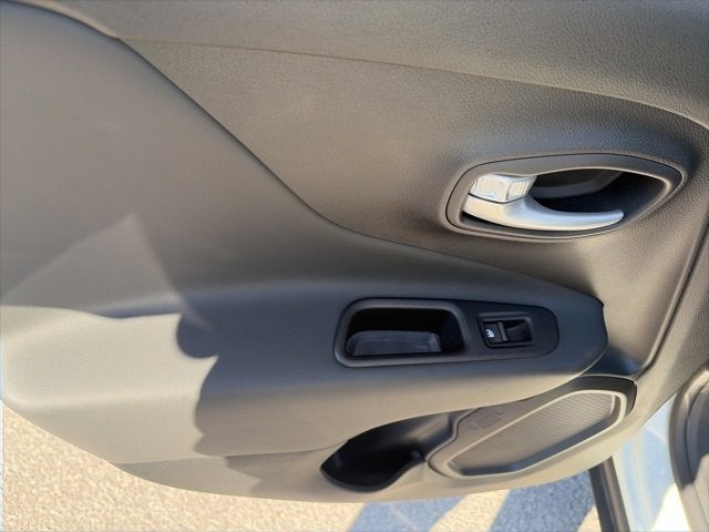 2023 Jeep Renegade Altitude