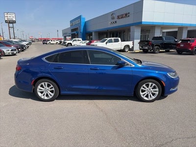 2016 Chrysler 200 Limited