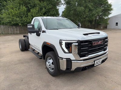 2026 GMC Sierra 3500 HD Chassis Cab Pro