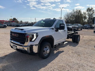 2026 GMC Sierra 3500 HD Chassis Cab Pro