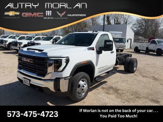 2026 GMC Sierra 3500 HD Chassis Cab Pro