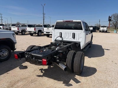 2026 GMC Sierra 3500 HD Chassis Cab Pro