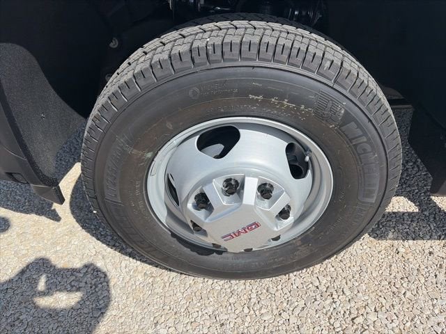 2026 GMC Sierra 3500 HD Chassis Cab Pro