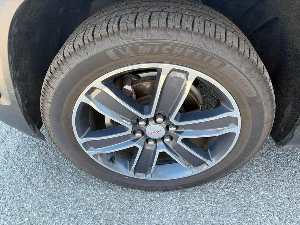 2020 GMC Acadia SLT