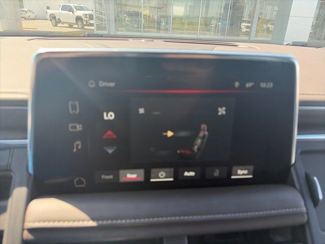 2024 GMC Yukon XL SLT