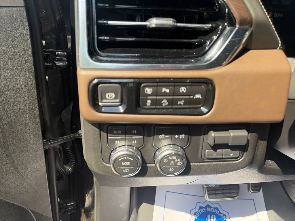 2025 GMC Yukon XL Denali Ultimate