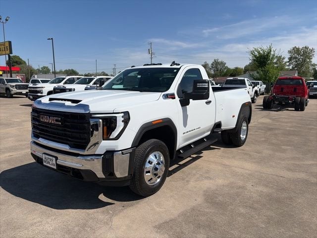 2026 GMC Sierra 3500 HD Pro DRW
