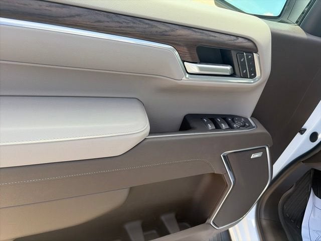 2026 GMC Sierra 1500 SLT - Photo 17