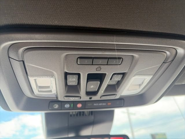 2026 GMC Sierra 1500 SLT - Photo 25