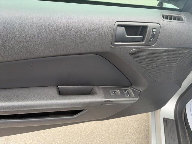 2013 Ford Mustang V6