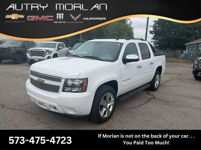 2012 Chevrolet Avalanche 4WD Avalanche LT's photo