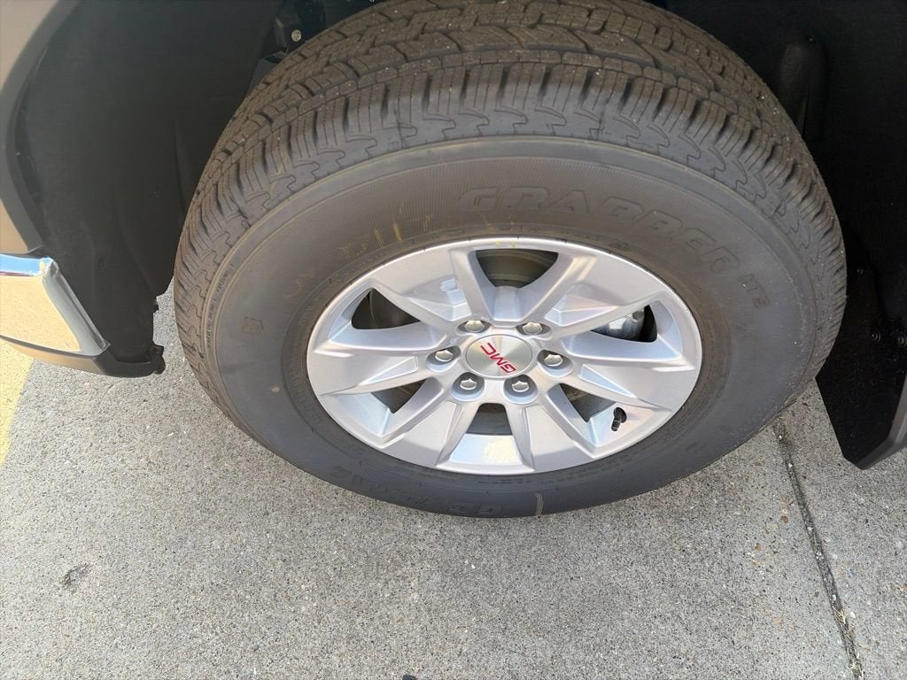 2026 GMC Sierra 1500 Pro - Photo 10