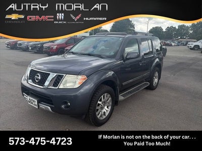 2012 Nissan Pathfinder LE