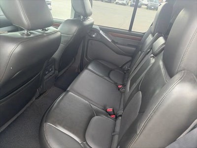 2012 Nissan Pathfinder LE