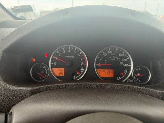 2012 Nissan Pathfinder LE