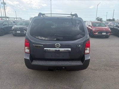 2012 Nissan Pathfinder LE