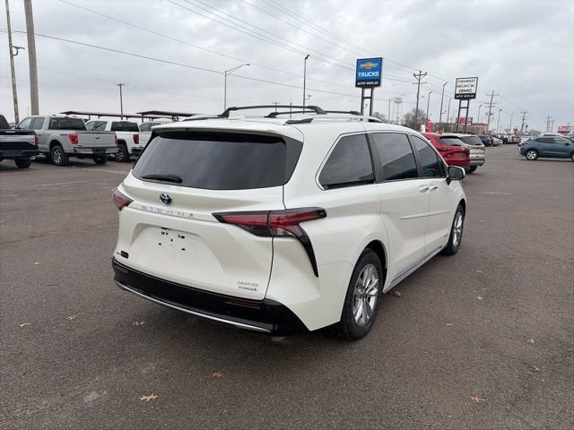 2021 Toyota Sienna Limited