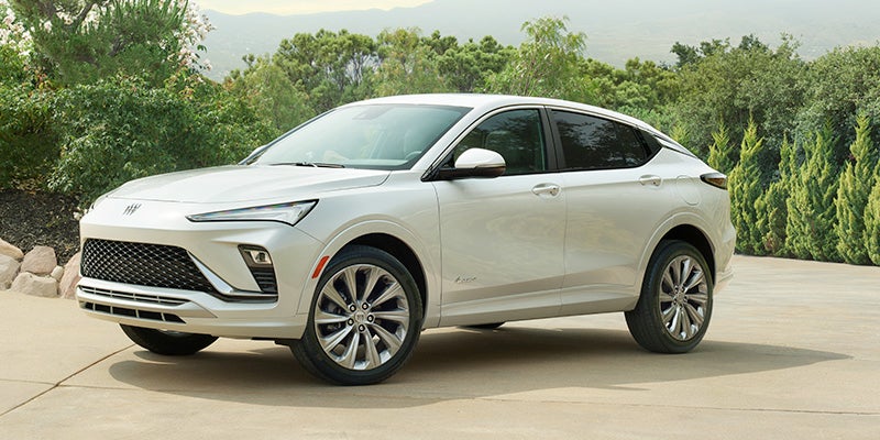 white 2024 Buick Envista